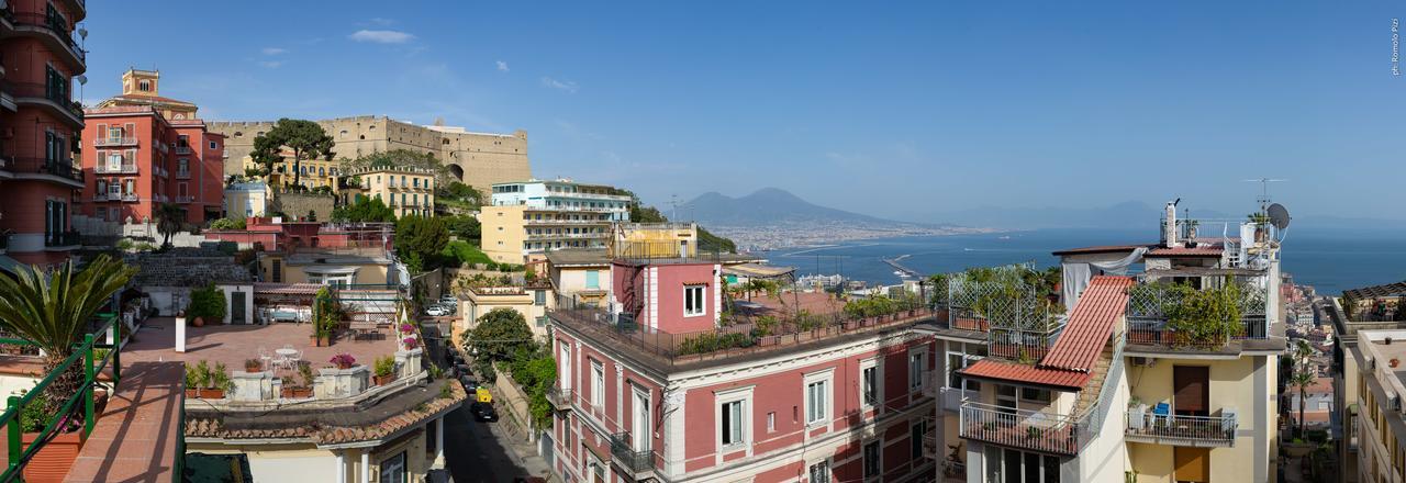 Una Terrazza Sul Golfo Neapel Exteriör bild